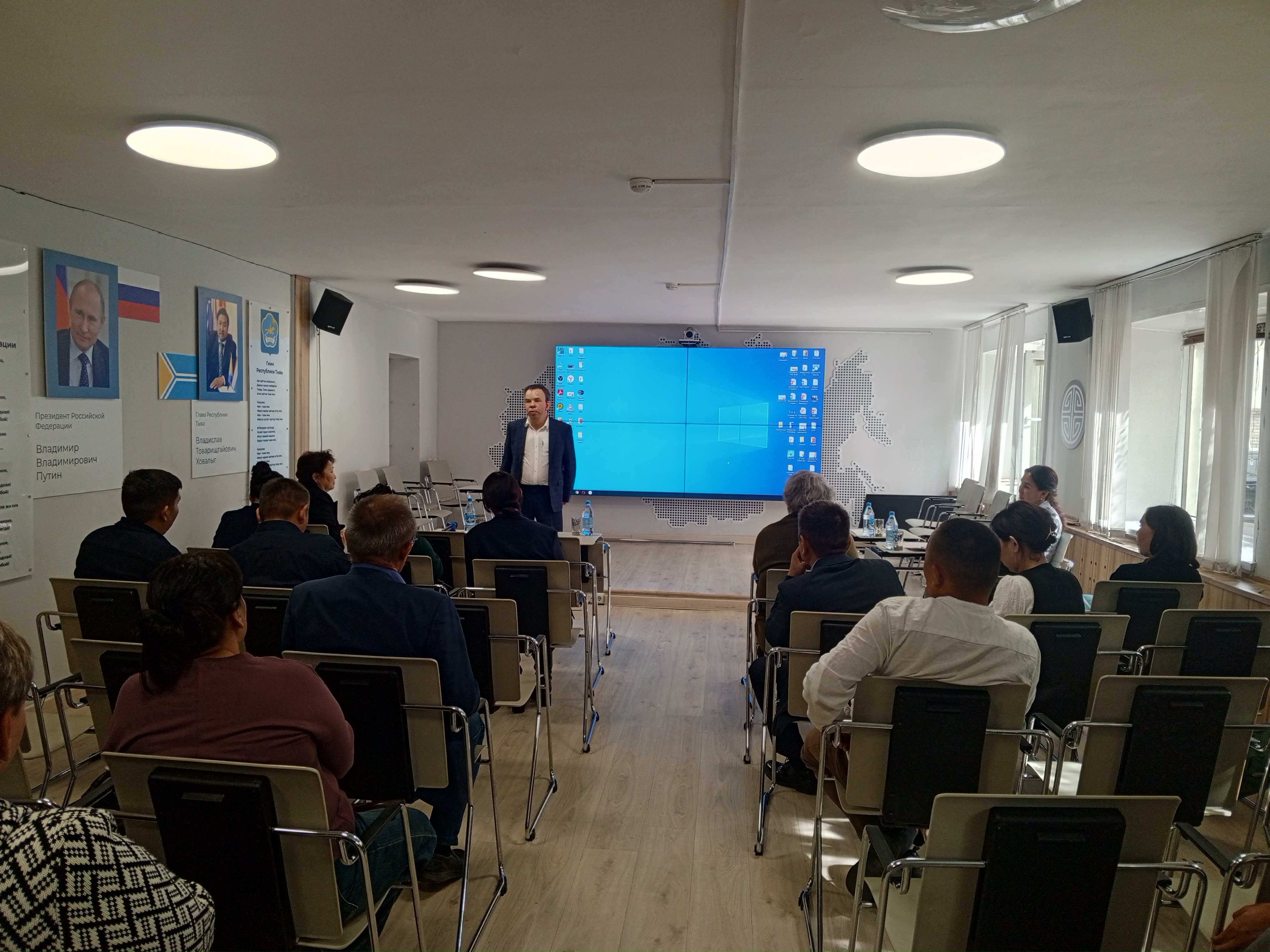 Для руководителей автошкол проведен обучающий семинар по теме «Новые программы профессионального обучения водителей транспортных средств: порядок реализации»